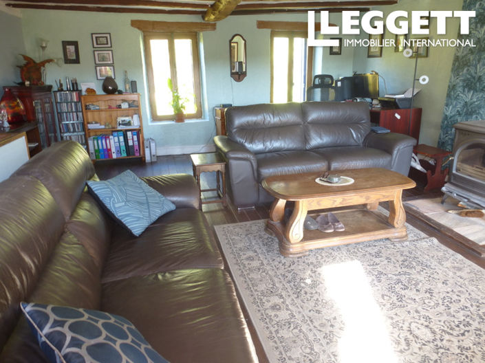 Image No.8-3 Bed House for sale