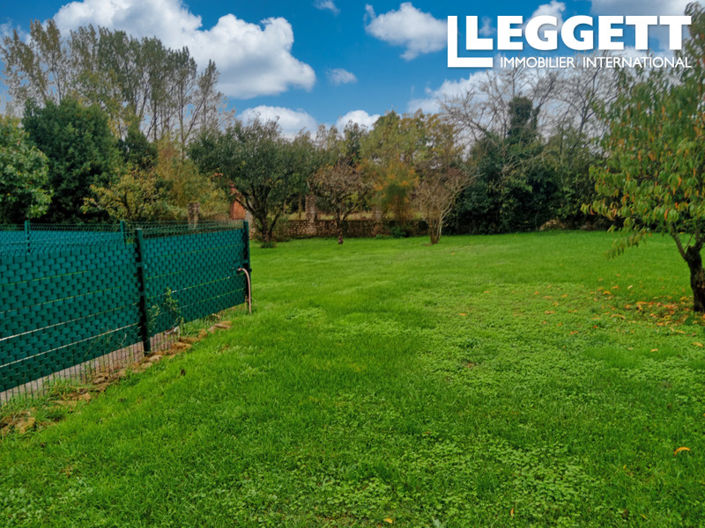 Image No.10-6 Bed House for sale