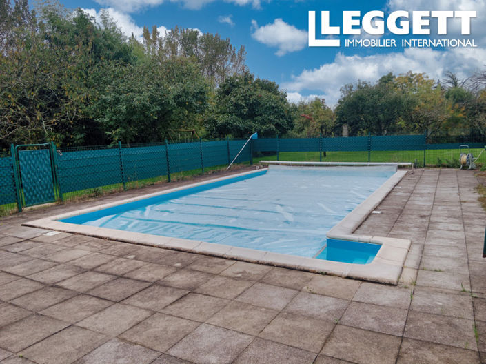 Image No.5-6 Bed House for sale