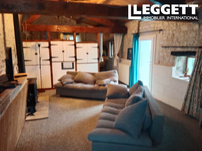 Image No.7-6 Bed House for sale