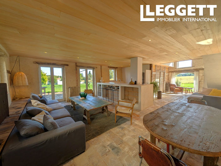 Image No.1-3 Bed House for sale