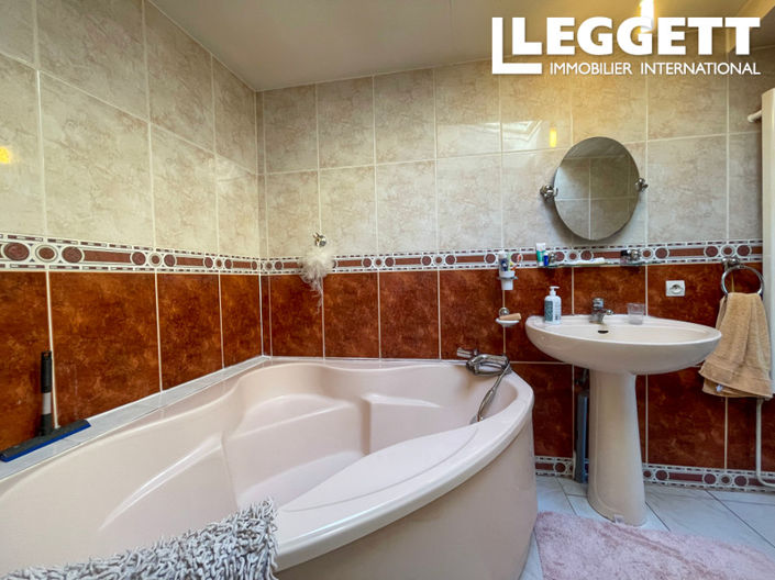 Image No.5-3 Bed House for sale