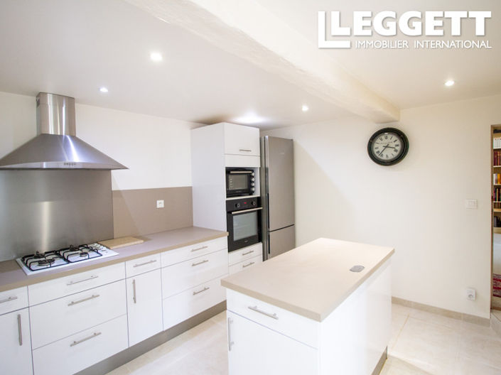 Image No.2-6 Bed House for sale