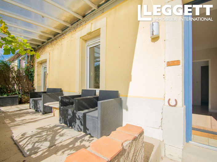 Image No.9-8 Bed House for sale