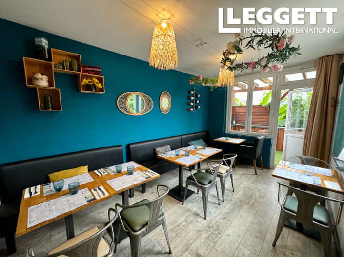 Image No.5-5 Bed Commercial for sale