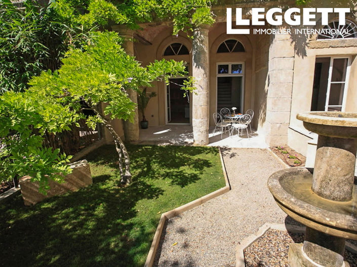 Image No.4-11 Bed Commercial for sale