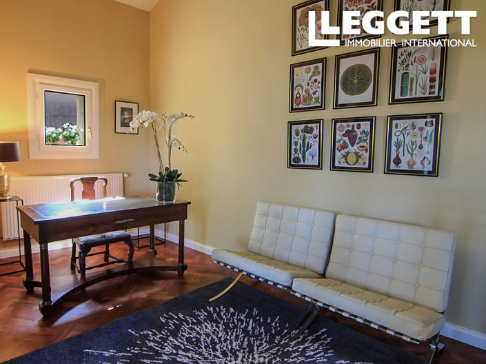 Image No.6-11 Bed Commercial for sale