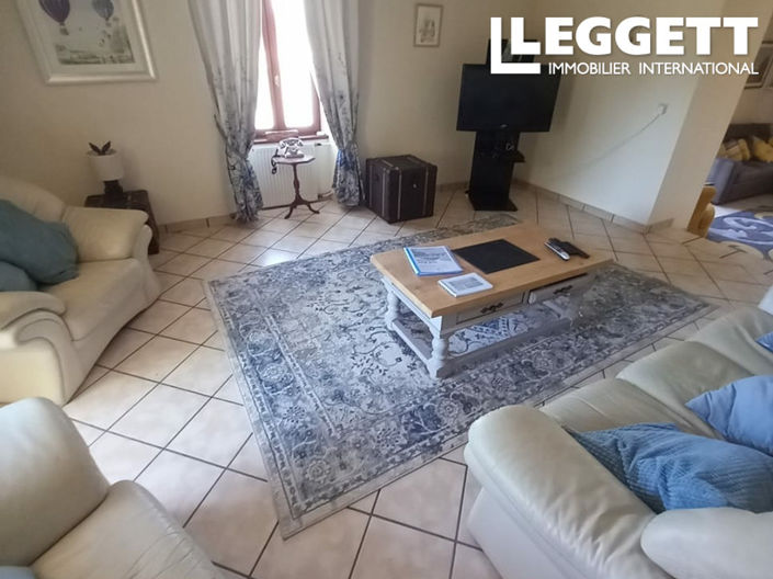 Image No.3-3 Bed House for sale