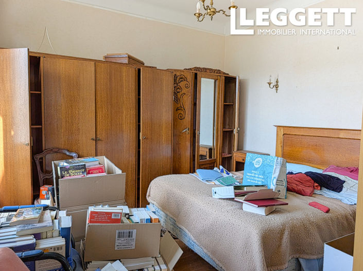 Image No.5-2 Bed House for sale