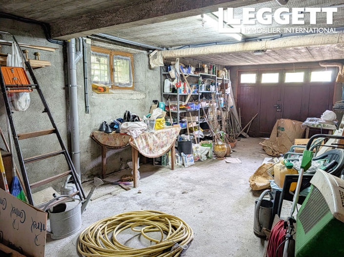 Image No.9-2 Bed House for sale