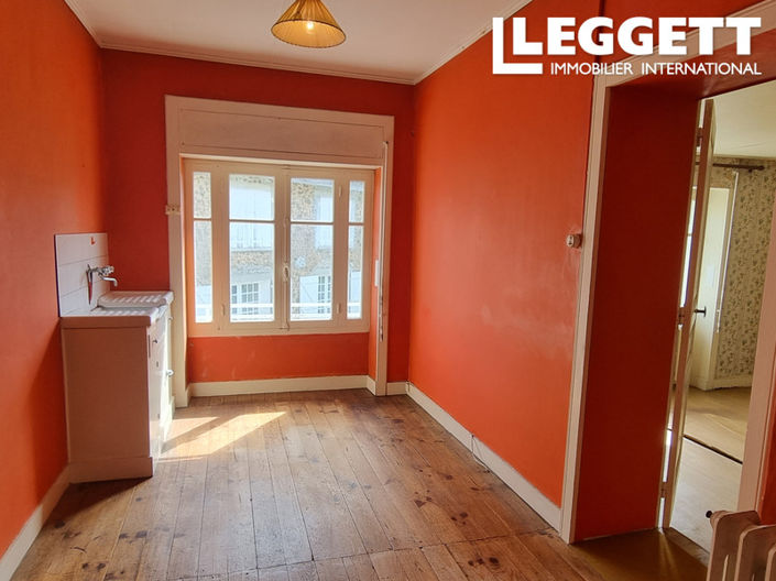 Image No.6-3 Bed House for sale