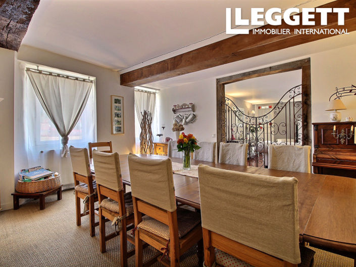 Image No.6-10 Bed House for sale