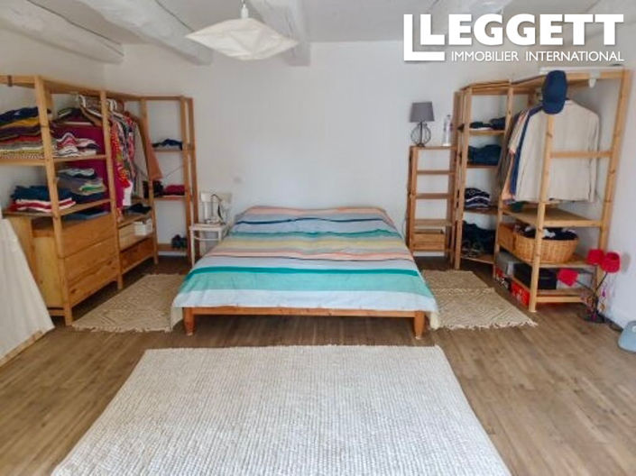 Image No.5-3 Bed House for sale