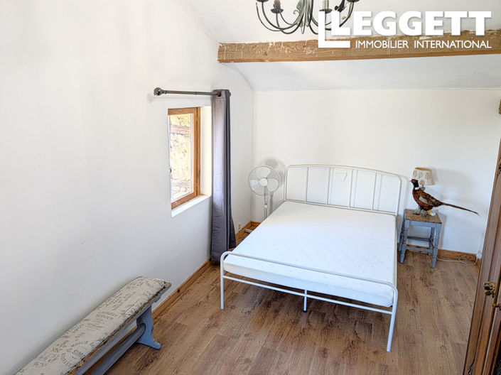 Image No.9-3 Bed House for sale