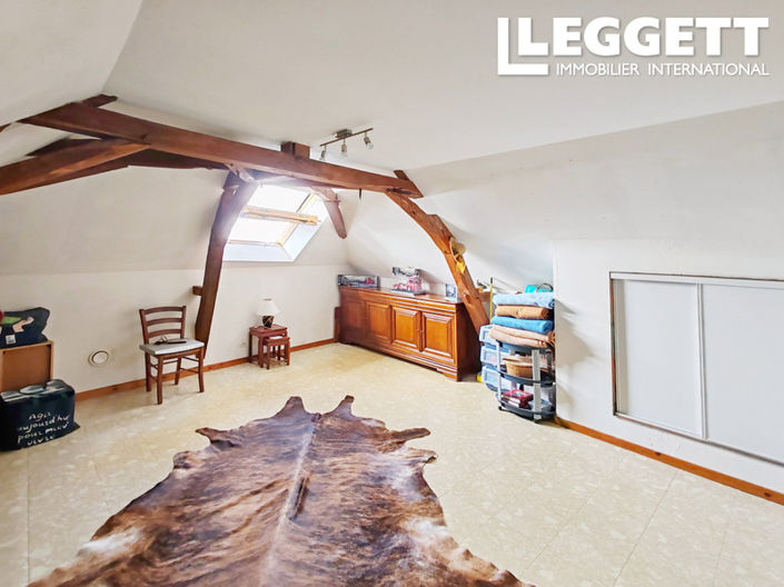 Image No.4-6 Bed House for sale