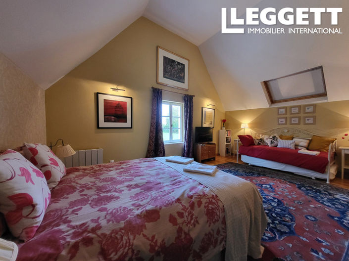 Image No.7-4 Bed House for sale