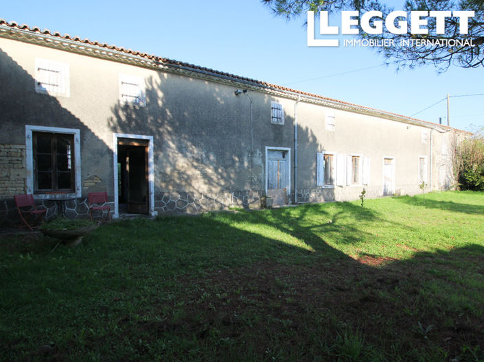 Image No.8-3 Bed House for sale