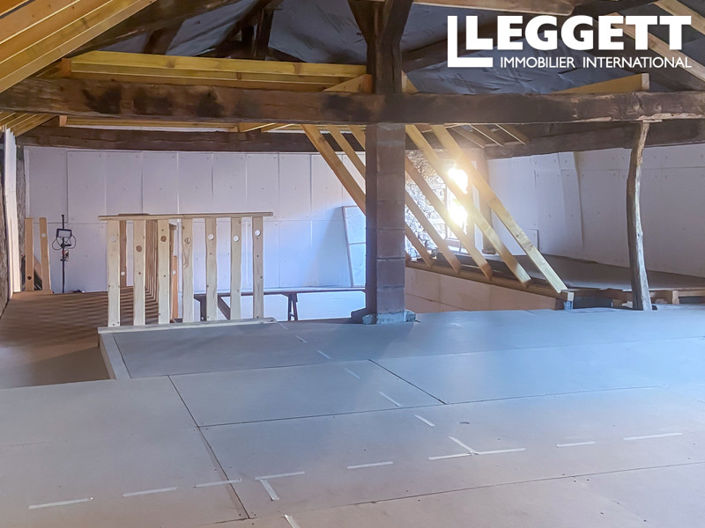 Image No.10-3 Bed House for sale