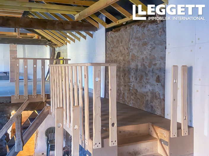 Image No.9-3 Bed House for sale