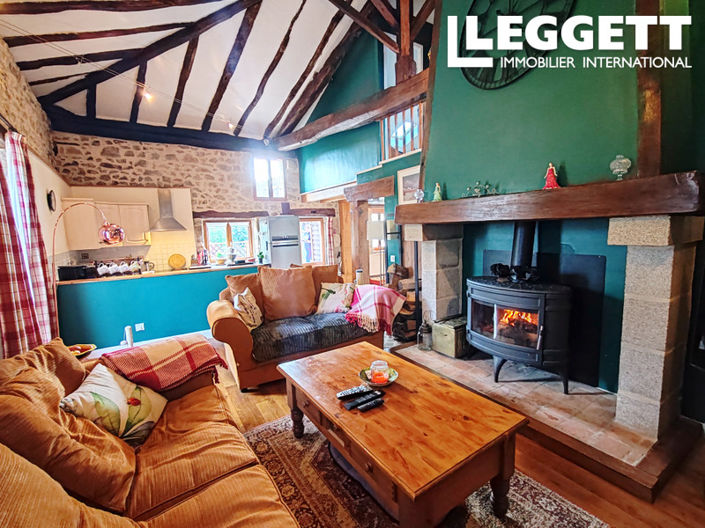 Image No.2-6 Bed House for sale