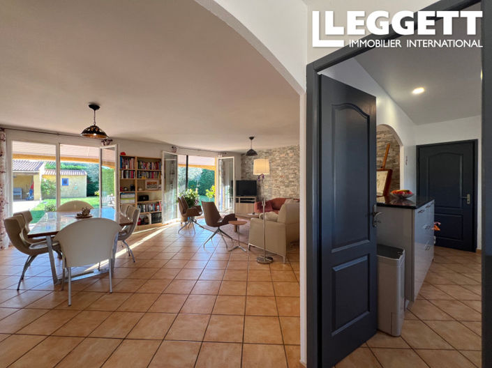 Image No.3-4 Bed House for sale