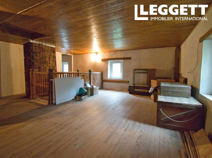 Image No.8-4 Bed House for sale