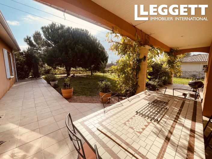 Image No.2-3 Bed House for sale