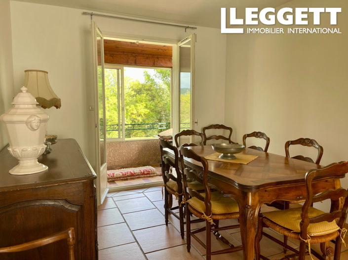 Image No.6-4 Bed House for sale