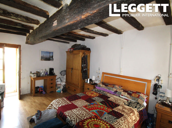 Image No.10-4 Bed House for sale