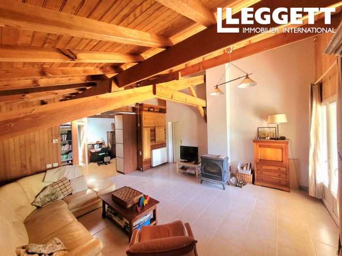 Image No.4-5 Bed House for sale