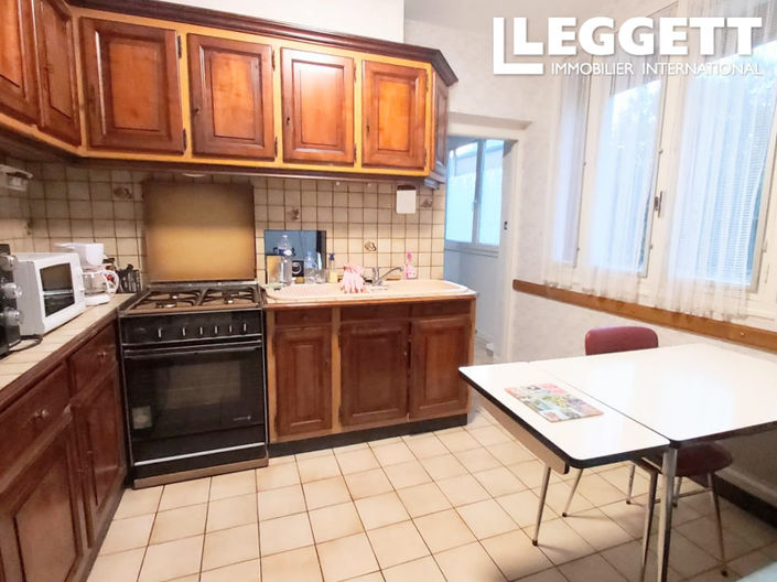 Image No.6-4 Bed House for sale