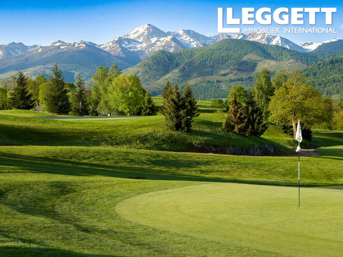 Image No.4-37 Bed Commercial for sale