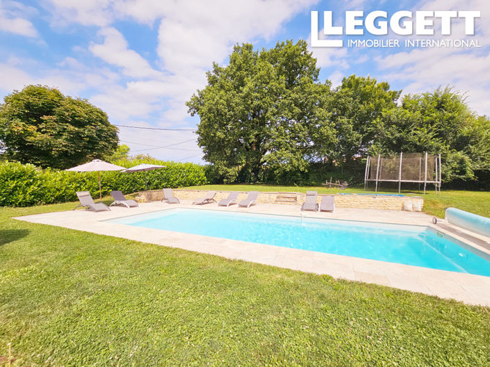 Image No.10-6 Bed House for sale