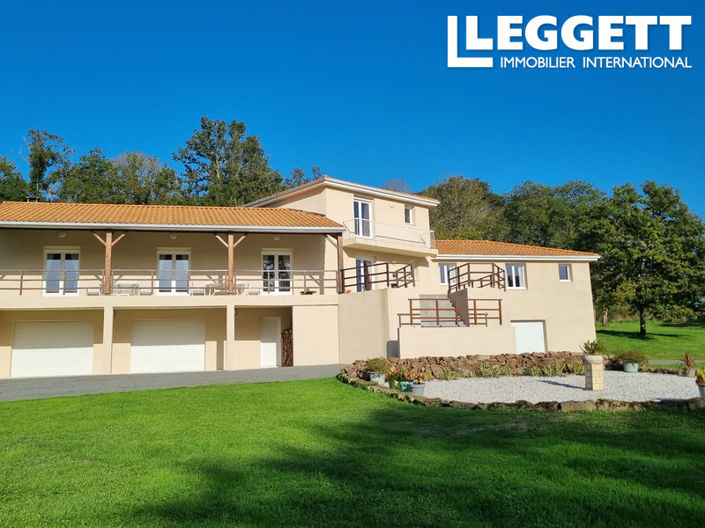 Image No.1-4 Bed House for sale