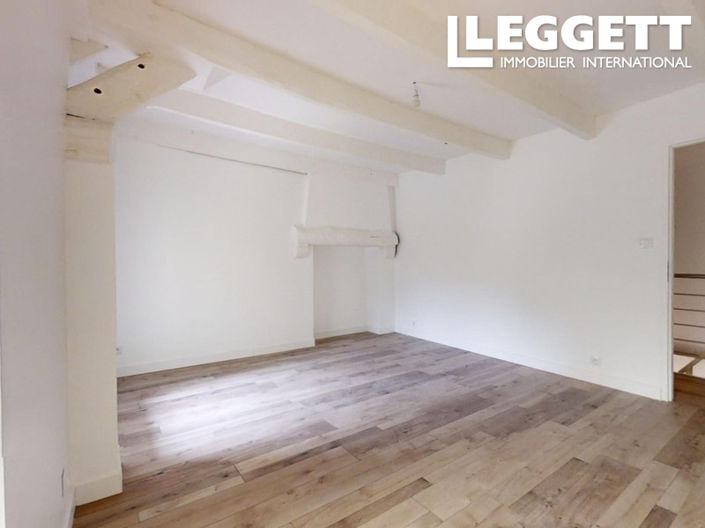 Image No.7-2 Bed House for sale