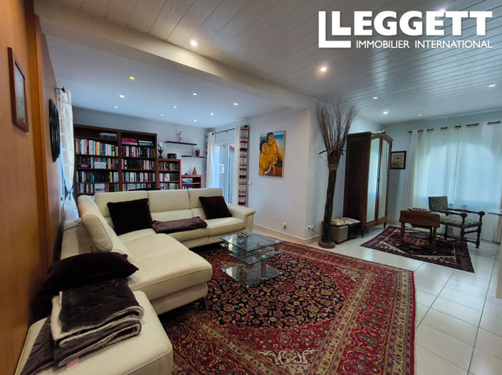 Image No.5-4 Bed House for sale