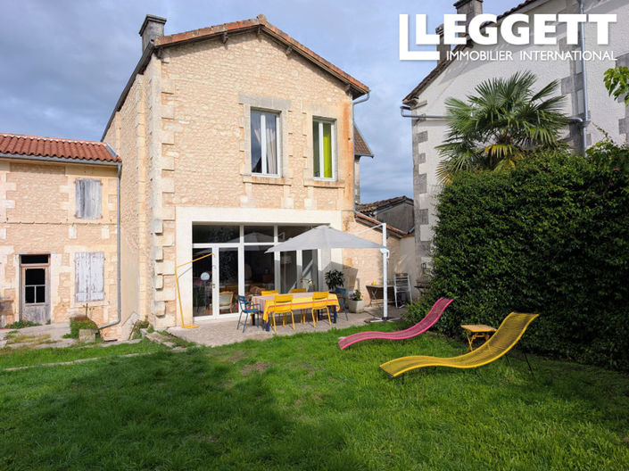 Image No.1-5 Bed House for sale