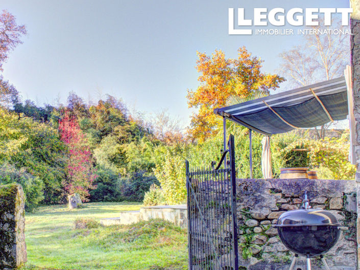 Image No.10-6 Bed House for sale