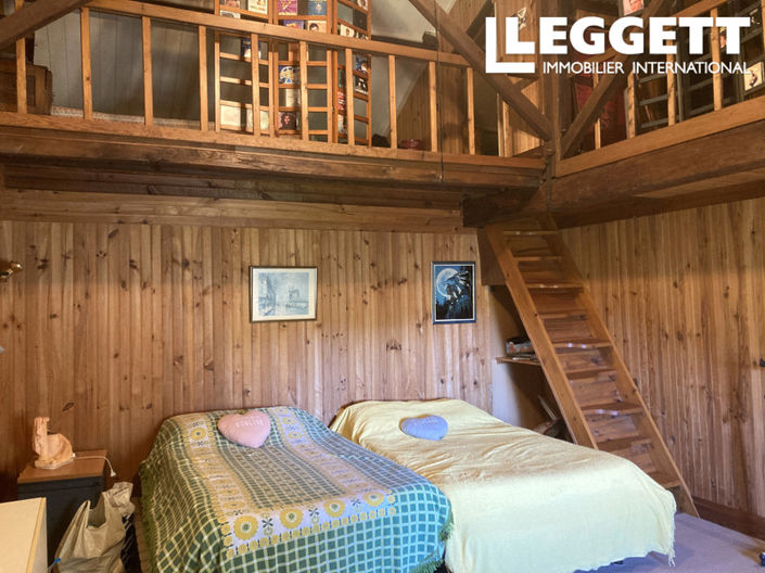 Image No.7-4 Bed House for sale