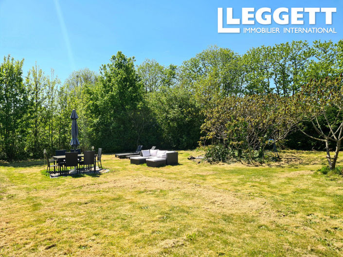 Image No.10-6 Bed House for sale