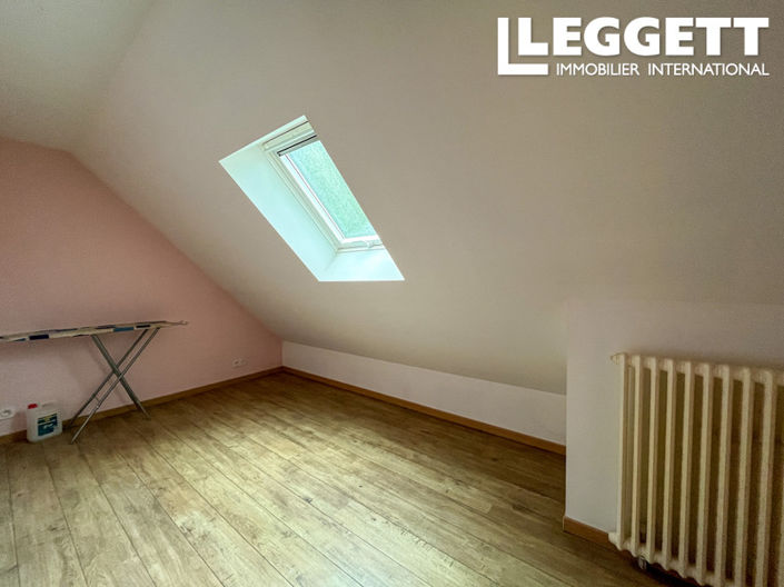 Image No.9-4 Bed House for sale