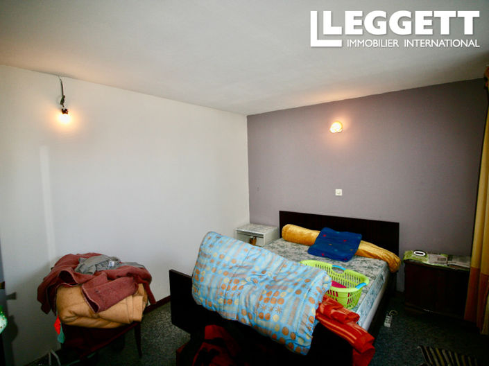 Image No.3-4 Bed House for sale