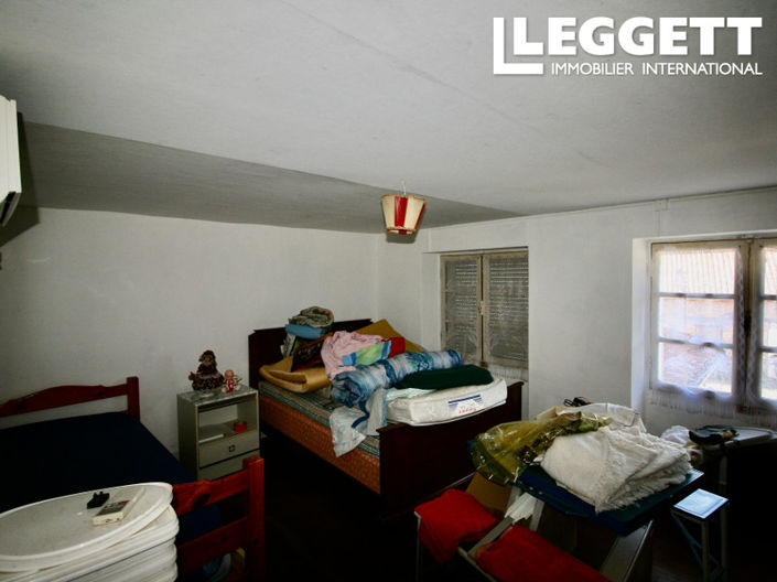 Image No.7-4 Bed House for sale