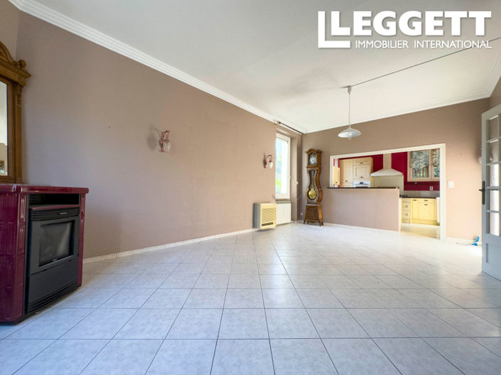 Image No.6-5 Bed House for sale