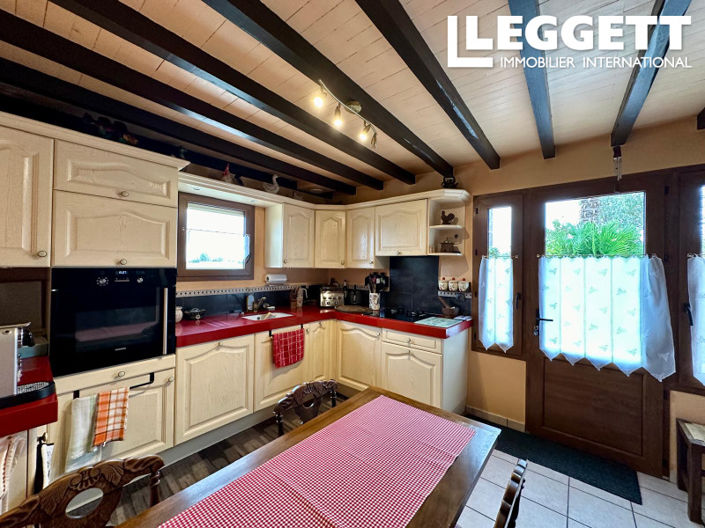 Image No.8-3 Bed House for sale