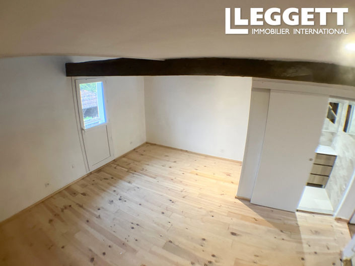 Image No.9-2 Bed House for sale