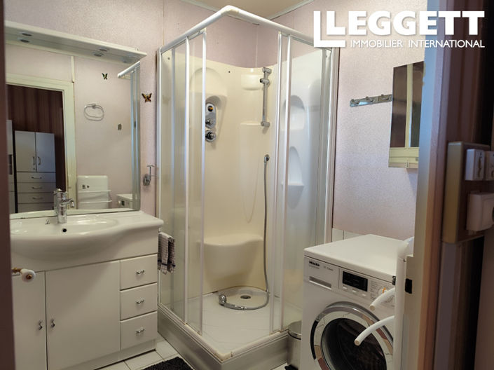 Image No.9-3 Bed House for sale