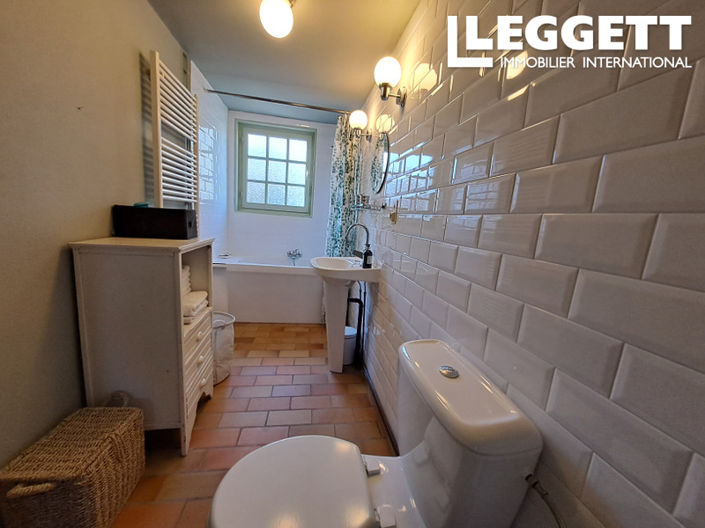 Image No.5-3 Bed House for sale