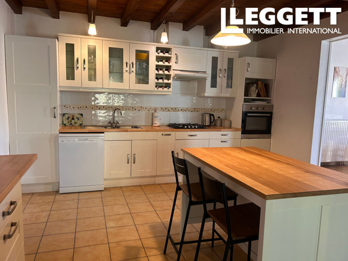 Image No.1-3 Bed House for sale