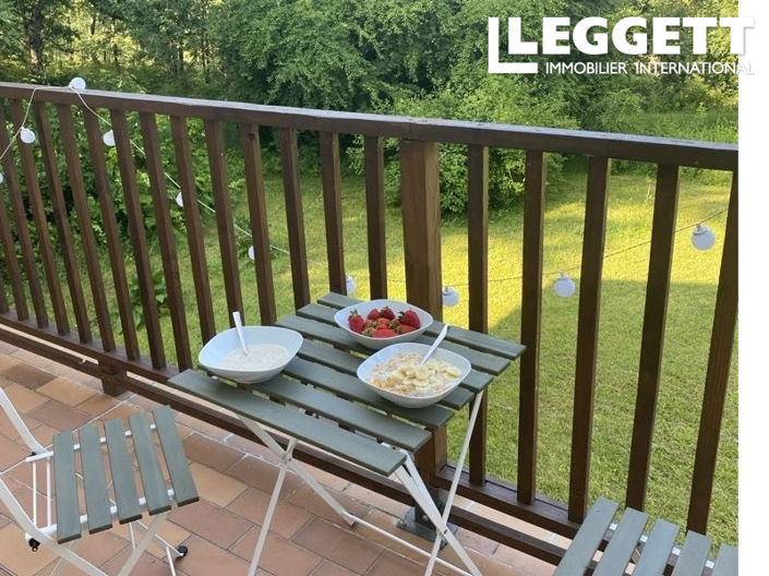 Image No.8-3 Bed House for sale